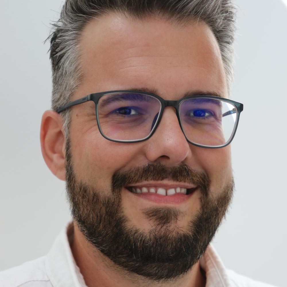 Dennis Frank